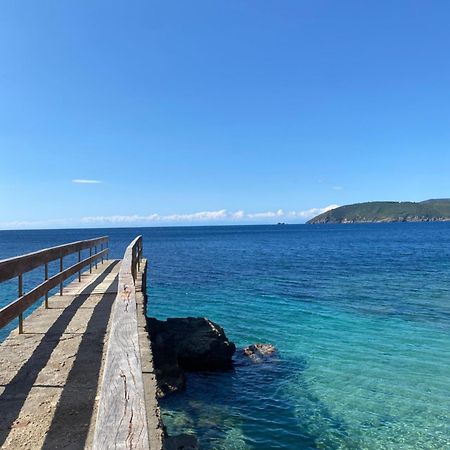 Casa Stecchi Beach กาโปลิเวรี ภายนอก รูปภาพ